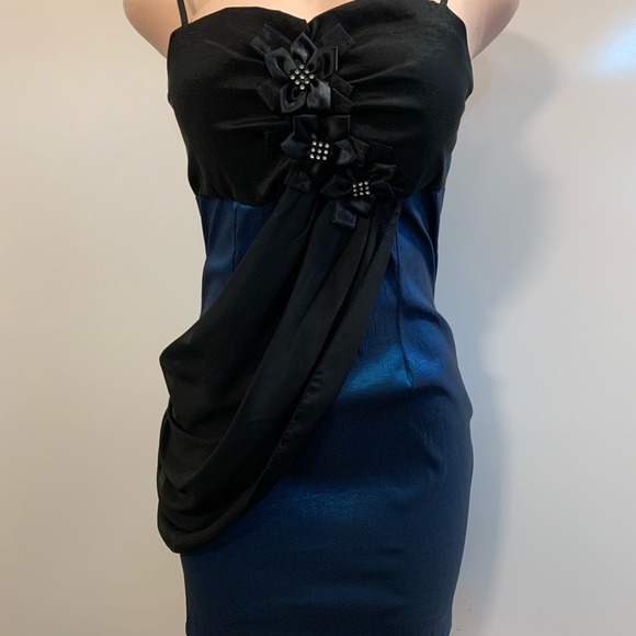 Women junior blue/Black Ruffles Bodycon short mini dress size (L) sleeveless - Picture 6 of 14